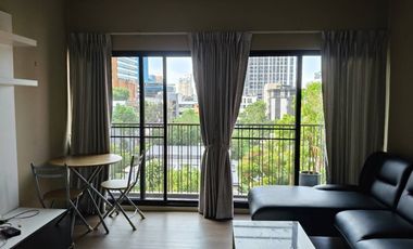 Wohnung zur Miete mit 1 Zimmer in Khlong Toei, Bangkok