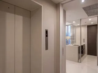 Condo en alquiler de 2 habitaciones en Sathon, Bangkok