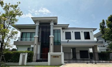 À louer 4 chambres maison à Bang Bon, Bangkok