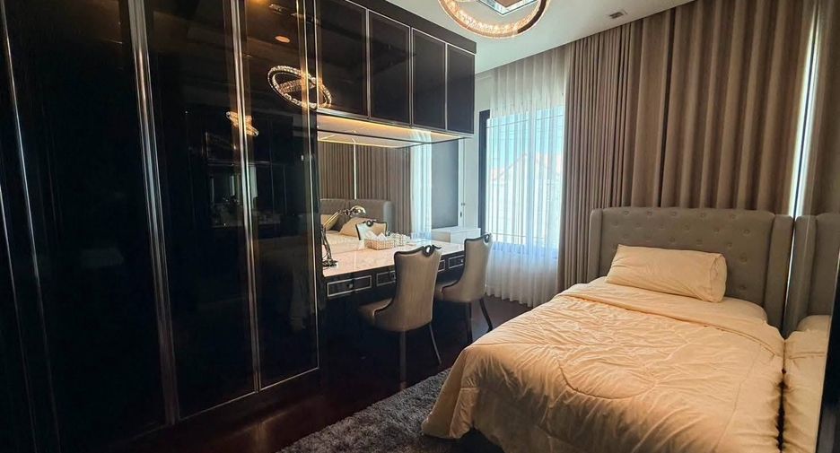 À louer 4 chambres maison à Bang Bon, Bangkok