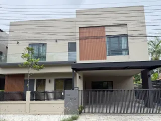 Haus zur Miete mit 4 Zimmer in Hang Dong, Chiang Mai