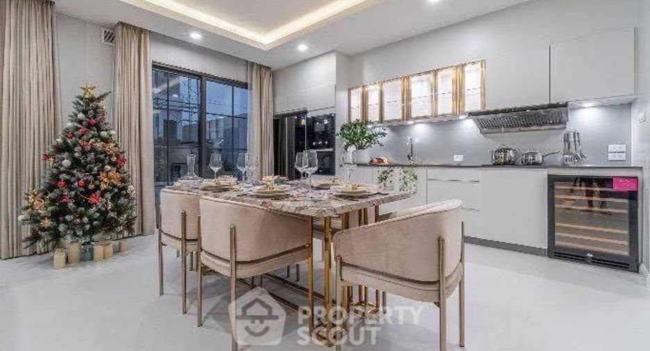 For sale 3 bedrooms house in Bang Lamung, Chonburi