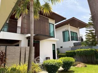 For sale 4 bedrooms house in Mueang Chon Buri, Chonburi