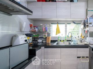 Casa en venta de 3 habitaciones en Prawet, Bangkok