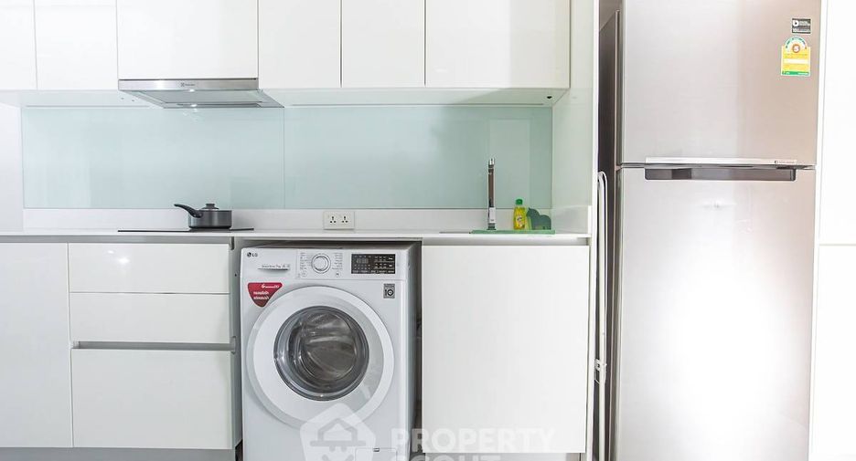 For sale 1 bed condo in Watthana, Bangkok