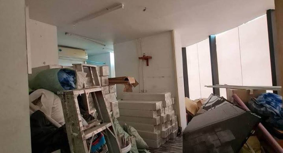 Продажа 3 спальни кондо в Хуаи Кхщанг, Бангкок