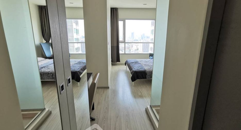 For sale 2 ベッドルーム condo in Huai Khwang, Bangkok