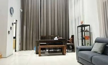 Casa adosada en venta de 3 habitaciones en Suan Luang, Bangkok