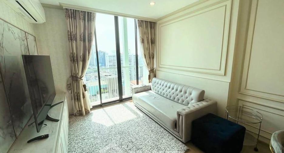 For sale 2 bedrooms condo in Watthana, Bangkok