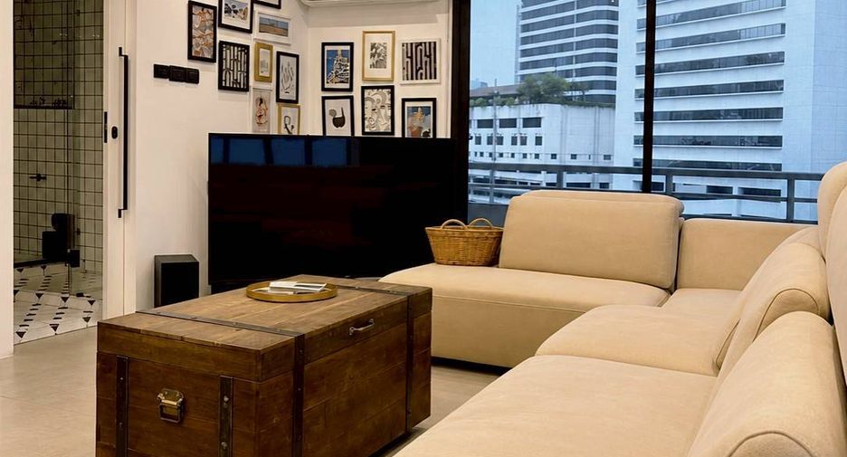 À vendre 2 chambres condo à Khlong Toei, Bangkok