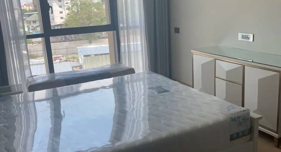 For sale 2 ベッドルーム condo in Watthana, Bangkok