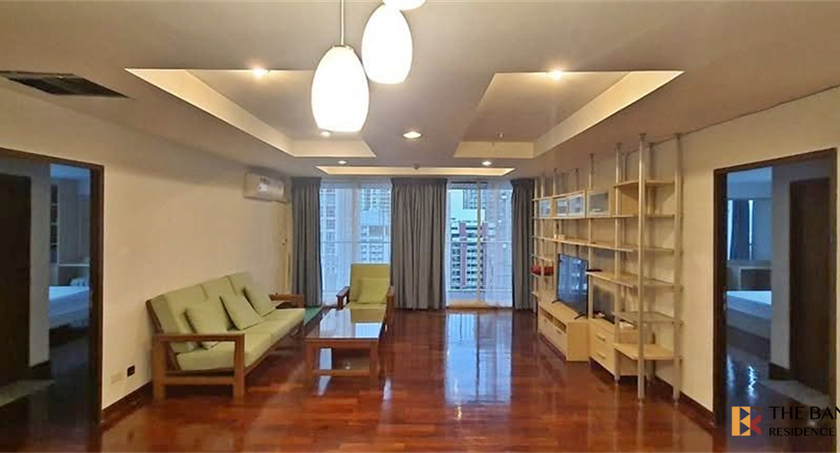 For sale 3 bedrooms condo in Pathum Wan, Bangkok