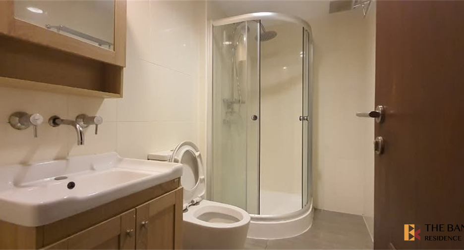 For sale 3 bedrooms condo in Pathum Wan, Bangkok