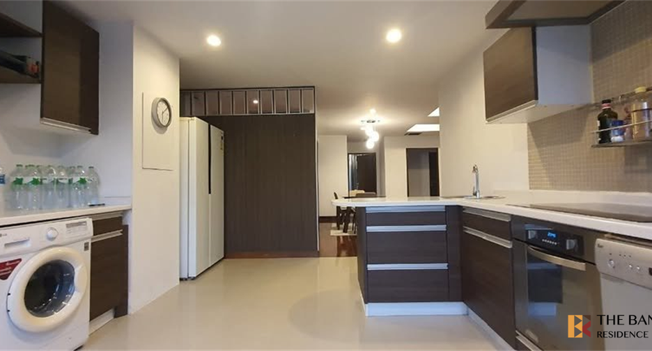 For sale 3 bedrooms condo in Pathum Wan, Bangkok