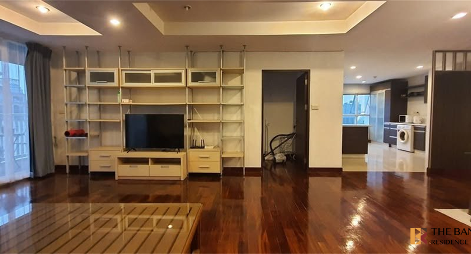 For sale 3 bedrooms condo in Pathum Wan, Bangkok