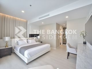 À louer 3 chambres condo à Khlong Toei, Bangkok