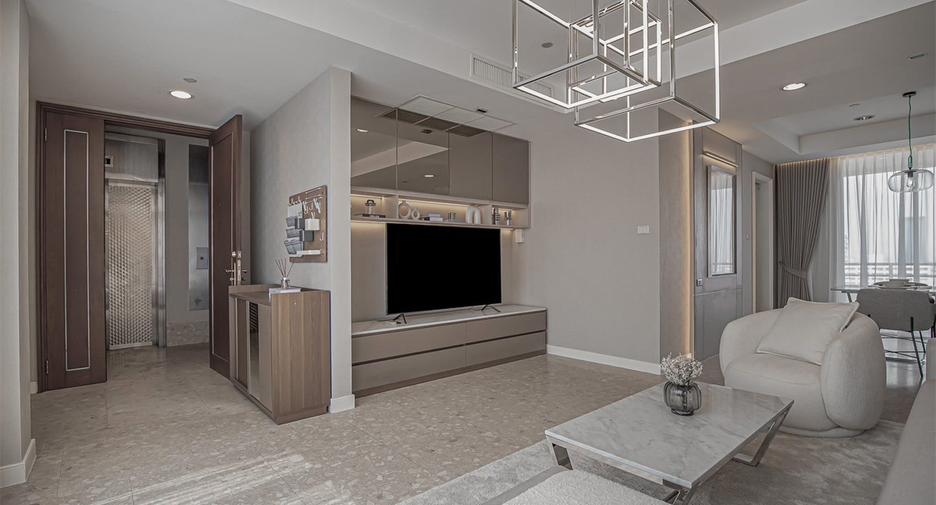 Condo en alquiler de 3 habitaciones en Watthana, Bangkok