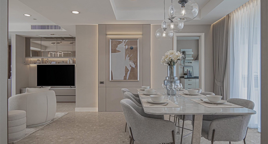 Condo en alquiler de 3 habitaciones en Watthana, Bangkok