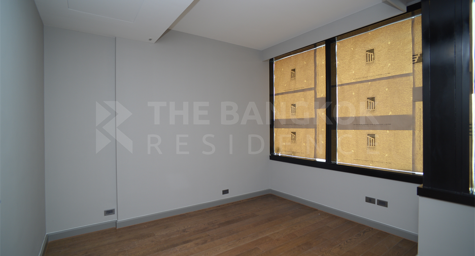 For rent 3 bedrooms condo in Bang Rak, Bangkok