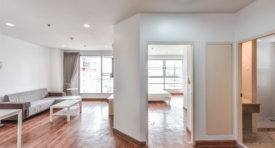 For sale 2 ベッドルーム condo in Ratchathewi, Bangkok