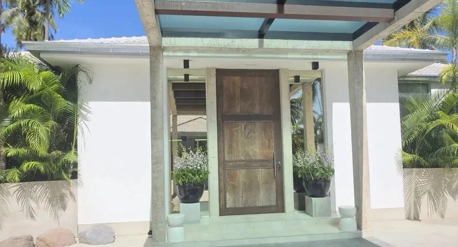 For sale 4 bedrooms house in Bang Lamung, Chonburi