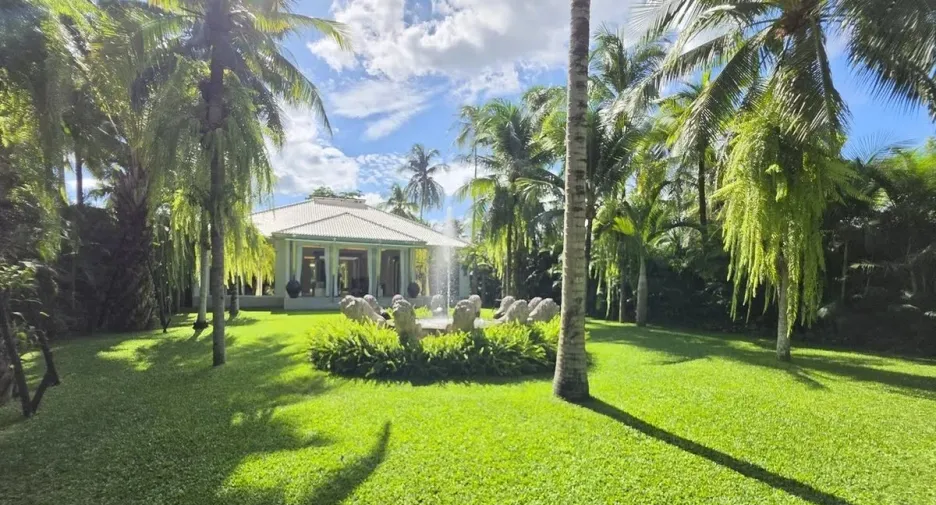 For sale 4 bedrooms house in Bang Lamung, Chonburi