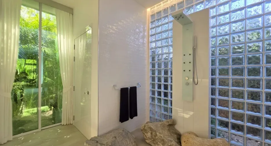 For sale 4 bedrooms house in Bang Lamung, Chonburi