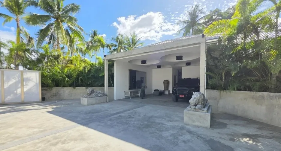 For sale 4 bedrooms house in Bang Lamung, Chonburi