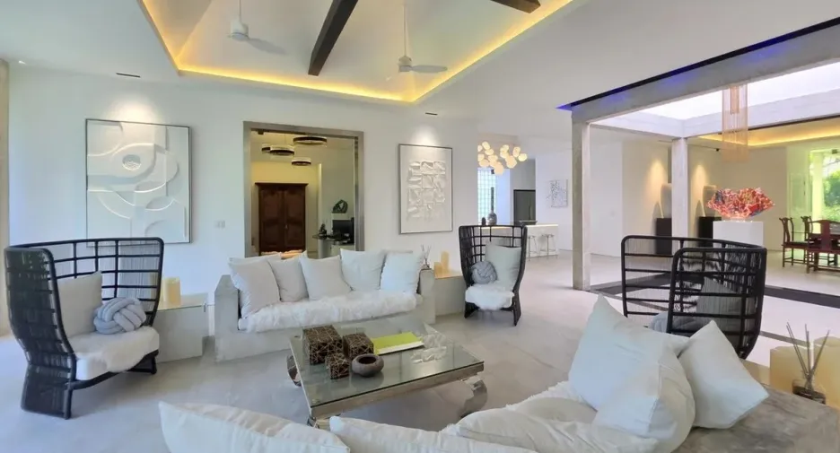 For sale 4 bedrooms house in Bang Lamung, Chonburi