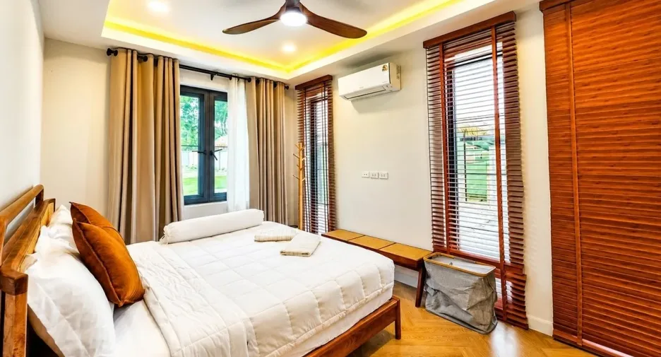 For rent 4 bedrooms house in Bang Lamung, Chonburi