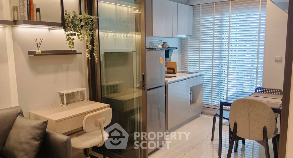 Condo en alquiler de 1 habitaciones en Huai Khwang, Bangkok
