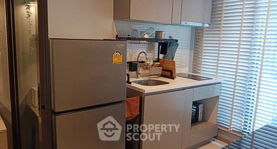Condo en alquiler de 1 habitaciones en Huai Khwang, Bangkok