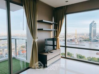For rent 2 bedrooms condo in Yan Nawa, Bangkok
