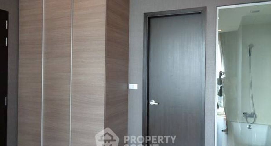 Condo en alquiler de 2 habitaciones en Khlong Toei, Bangkok