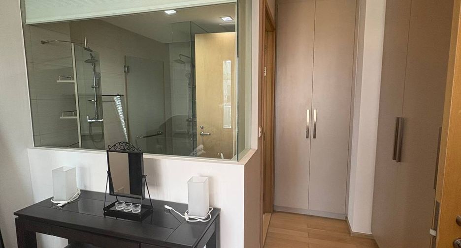 À louer 1 chambre condo à Khlong Toei, Bangkok