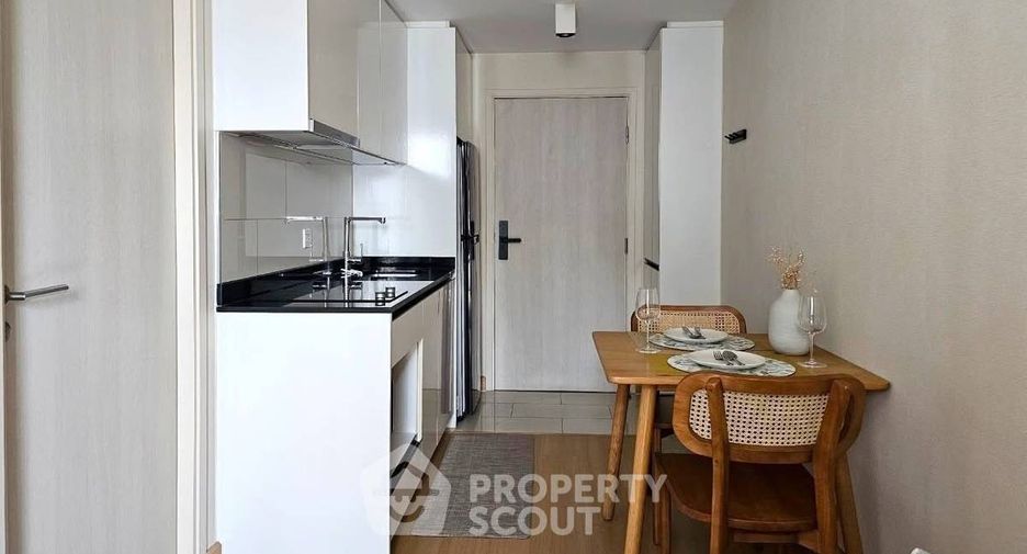 For rent 1 bed condo in Watthana, Bangkok