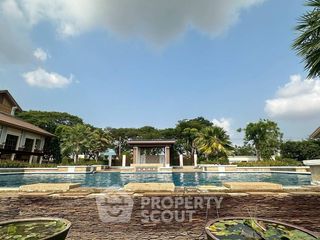 For rent 3 bedrooms house in Khan Na Yao, Bangkok