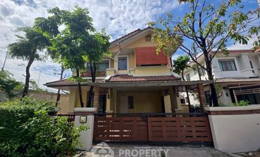 For rent 3 bedrooms house in Khan Na Yao, Bangkok