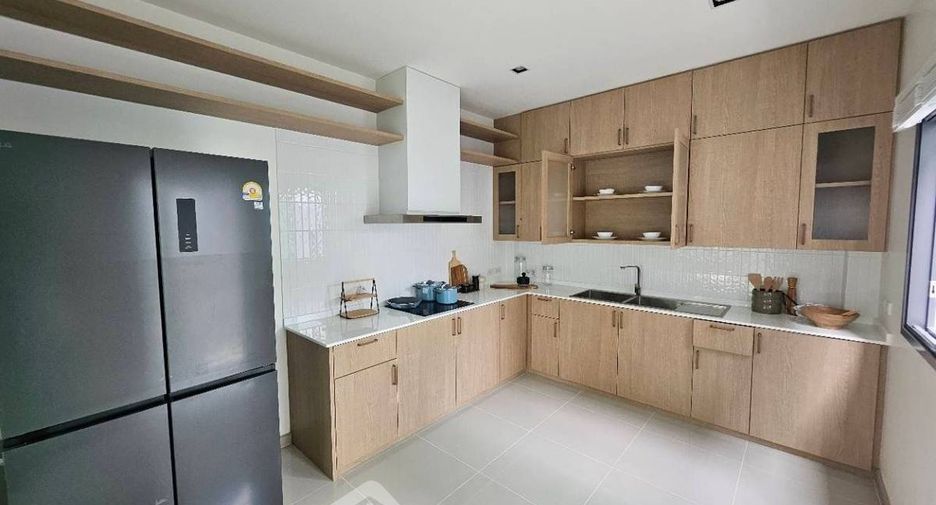 For rent 3 bedrooms house in Bang Lamung, Chonburi