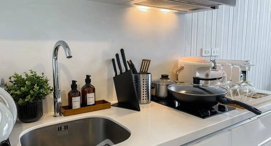 Wohnung zur Miete mit 1 Zimmer in Sathon, Bangkok