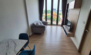 Condo en alquiler de 1 habitaciones en Suan Luang, Bangkok