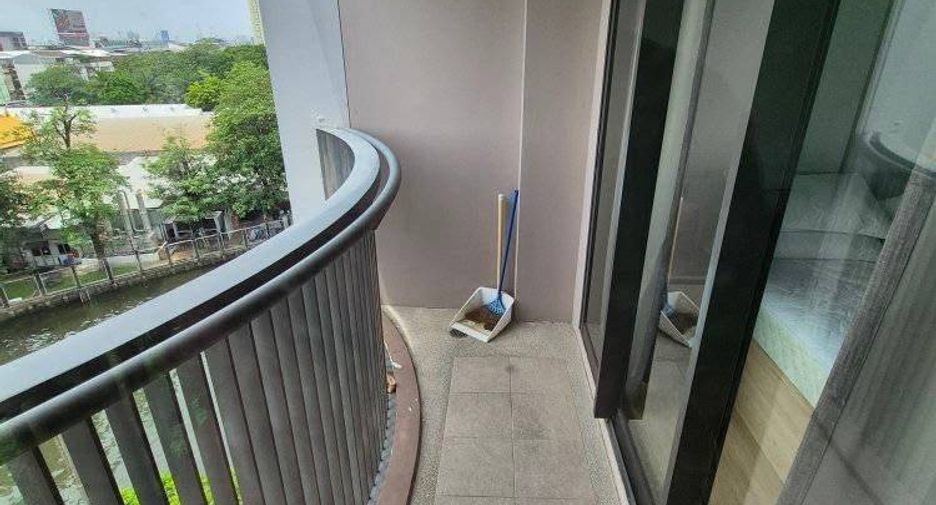 Condo en alquiler de 1 habitaciones en Suan Luang, Bangkok