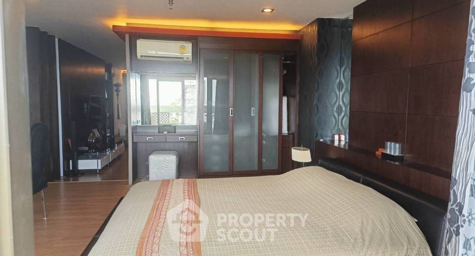 For rent 1 bed condo in Bang Rak, Bangkok