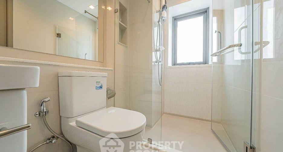 For rent 2 ベッドルーム condo in Huai Khwang, Bangkok