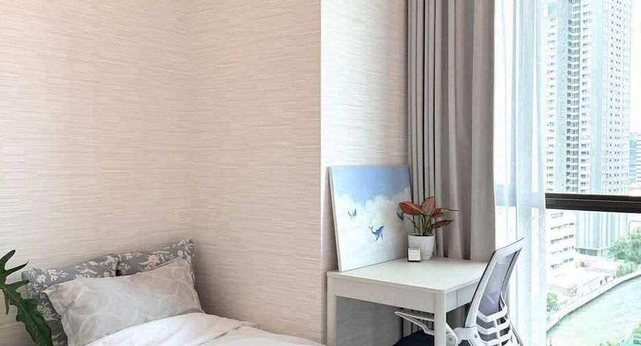 For rent 2 bedrooms condo in Watthana, Bangkok