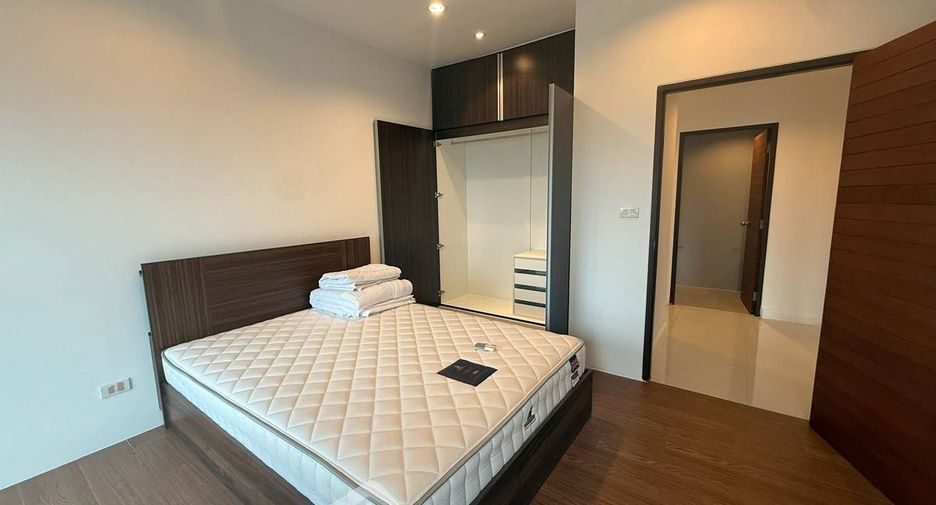 For rent 2 bedrooms condo in Bang Lamung, Chonburi