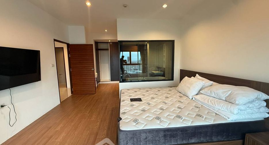 For rent 2 bedrooms condo in Bang Lamung, Chonburi