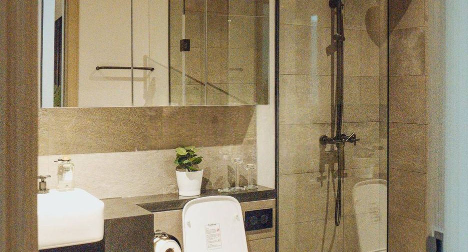 For rent 2 ベッドルーム condo in Watthana, Bangkok