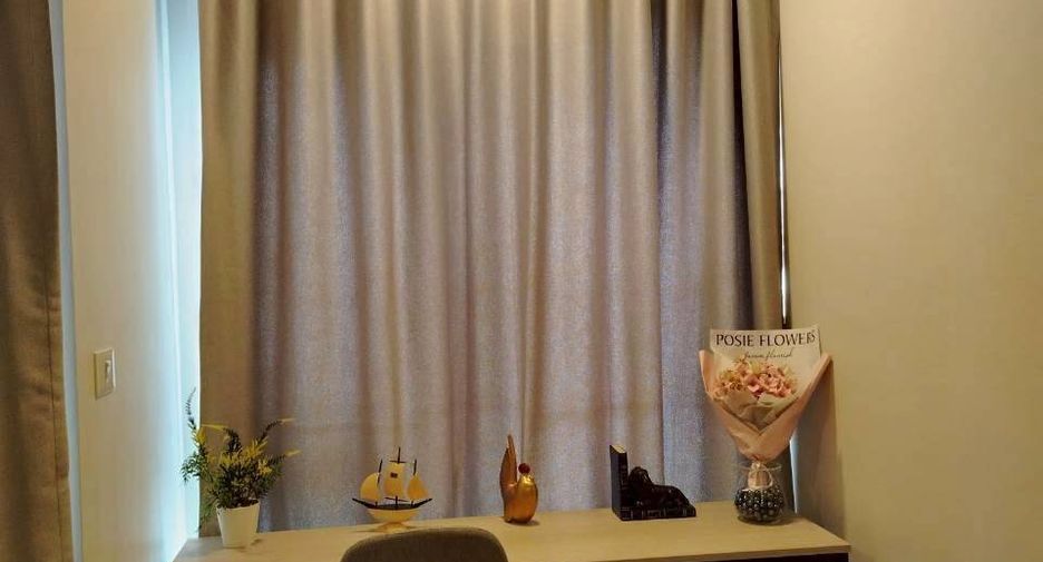 Condo en alquiler de 1 habitaciones en Khlong San, Bangkok