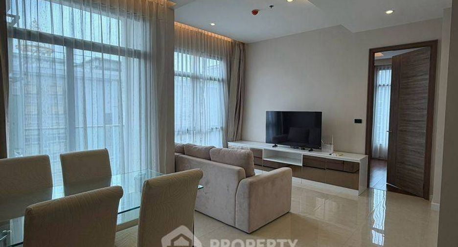 For rent 2 bedrooms condo in Phra Khanong, Bangkok